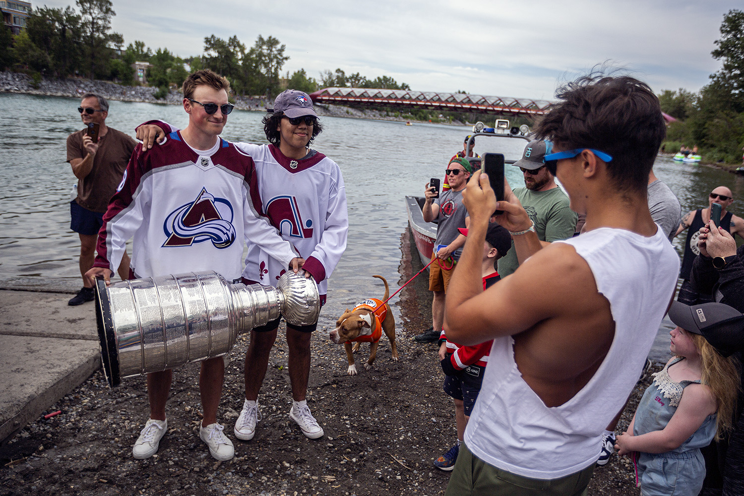 Calgary's Makar and O'Connor bring Stanley Cup to Bow River