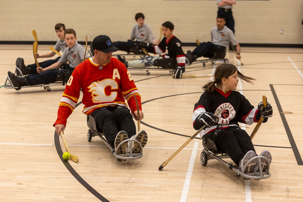 Calgary Police invite youth, cadets to take part in weekend roller