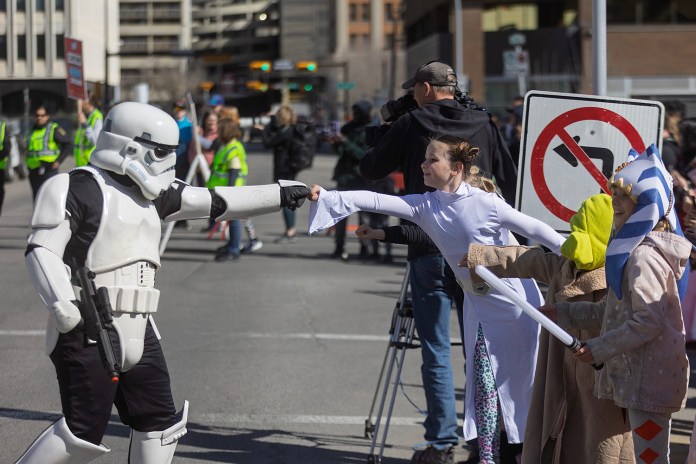 Fear & Greed Tracker | Market Sentiment Analysis