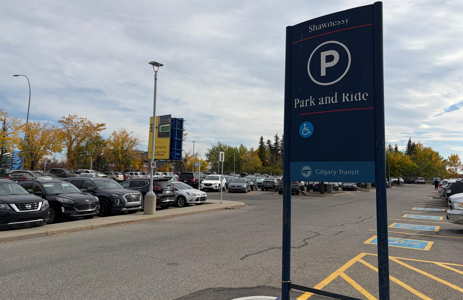 Calgary Transit converts 328 free stalls to reserved at four LRT park and ride locations